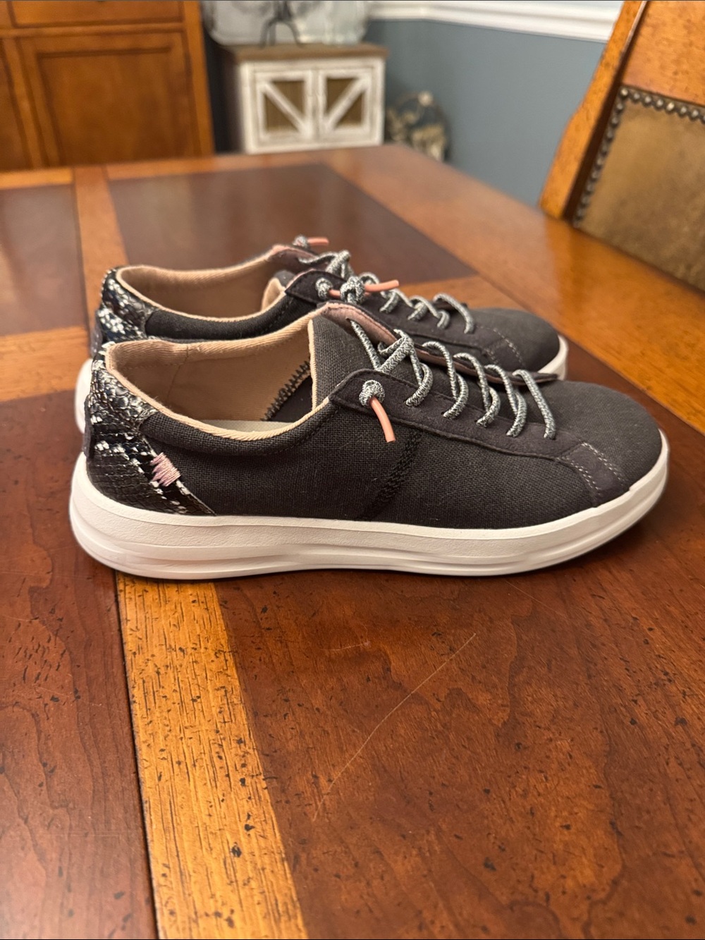 Hey Dude Women's Karina Canvas Sneakers - Jet Black size 6